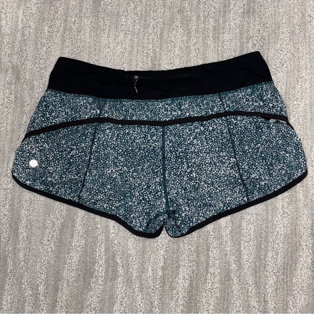 Lululemon Speed Short Pebble Print Black Blue Women’s Size 8